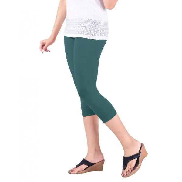 Lyra Fashionable Women's Capri - GottaGo.in